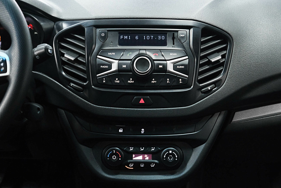 Lada (ВАЗ) Vesta Comfort, 2021 года, пробег 143730 км