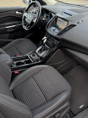 Ford Kuga Titanium, 2017 года, пробег 150162 км