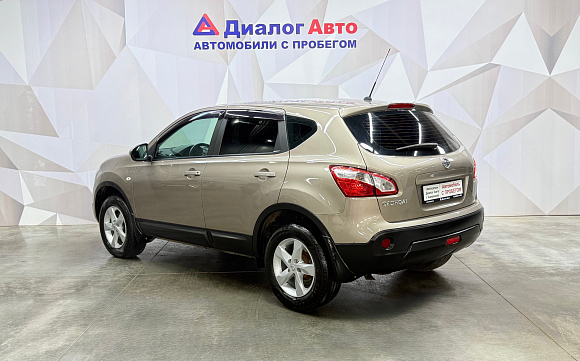 Nissan Qashqai SE, 2013 года, пробег 108767 км