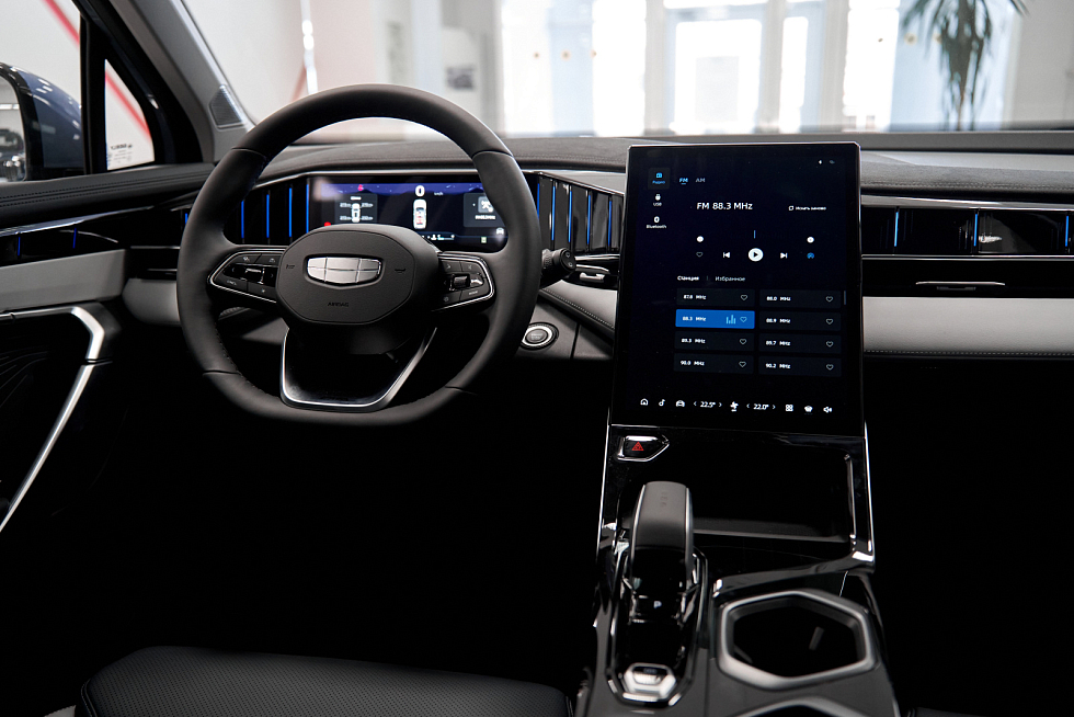 Geely Atlas Flagship, голубой