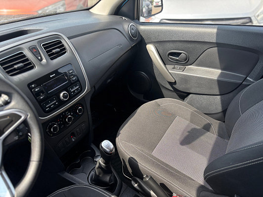 Renault Sandero Special Edition, 2020 года, пробег 98824 км
