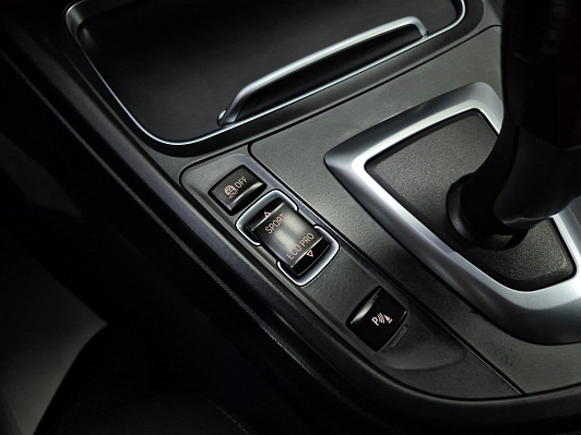 BMW 3 серии 318i Sport Line, 2015 года, пробег 160245 км