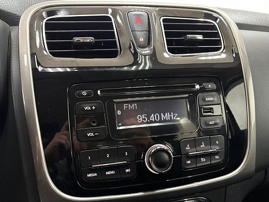 Renault Sandero Confort, 2016 года, пробег 115191 км