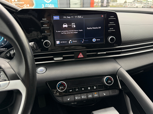 Hyundai Elantra, 2022 года, пробег 76000 км