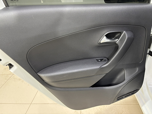 Volkswagen Polo Conceptline, 2015 года, пробег 101850 км