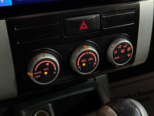 Nissan X-Trail LE High, 2011 года, пробег 222000 км