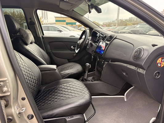 Renault Logan Stepway Drive City, 2019 года, пробег 94911 км