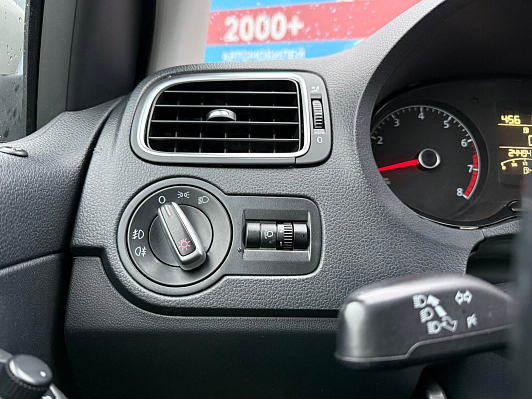 Volkswagen Polo Comfortline, 2015 года, пробег 244924 км