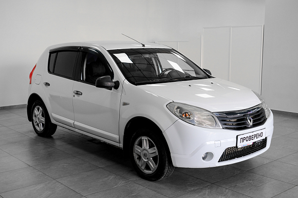 Renault Sandero Expression, 2010 года, пробег 170000 км