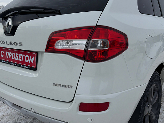 Renault Koleos Dynamique Confort 4x4, 2011 года, пробег 195248 км