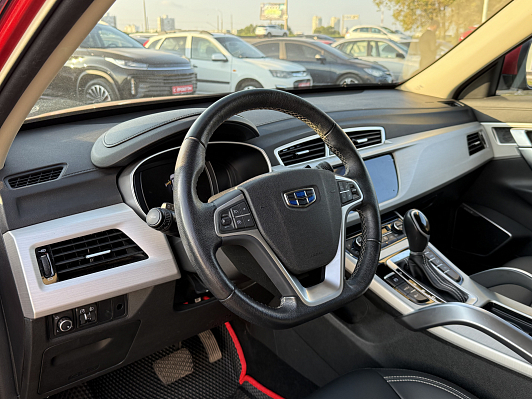 Geely Atlas Luxury, 2021 года, пробег 72792 км