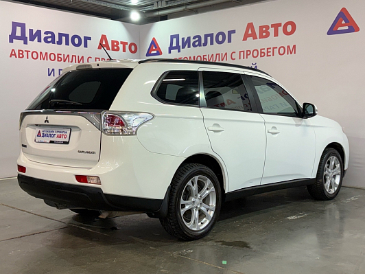 Mitsubishi Outlander Instyle, 2012 года, пробег 138420 км