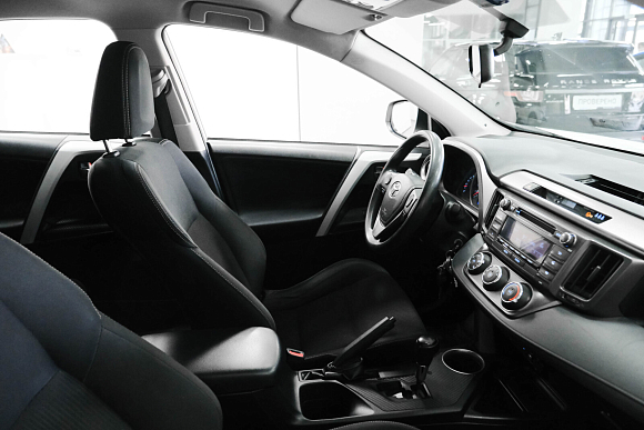 Toyota RAV4, 2014 года, пробег 149496 км