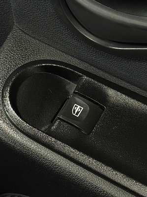 Lada (ВАЗ) Largus Comfort 5 мест Multimedia Winter, 2022 года, пробег 120000 км