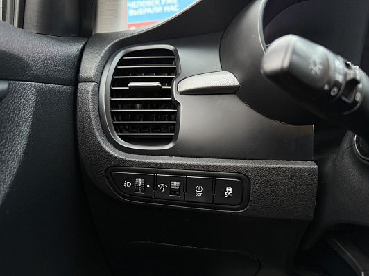 Kia Rio Comfort, 2017 года, пробег 117500 км