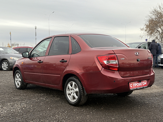 Lada (ВАЗ) Granta Comfort Multimedia Glonass 21901-51-27G, 2015 года, пробег 155600 км