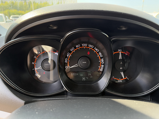 Lada (ВАЗ) Vesta Comfort, 2021 года, пробег 60000 км