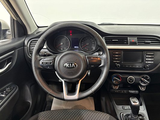 Kia Rio Luxe, 2018 года, пробег 285000 км