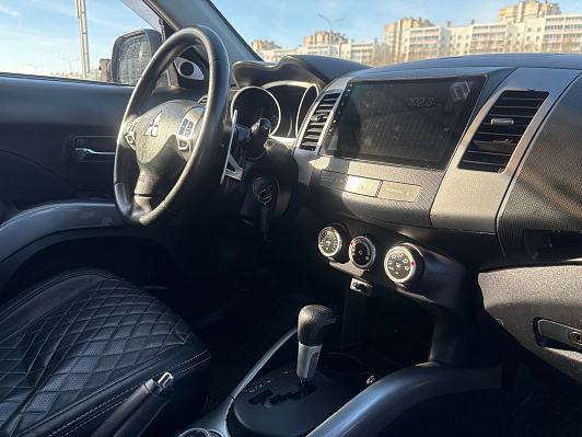 Mitsubishi Outlander Invite, 2008 года, пробег 287647 км