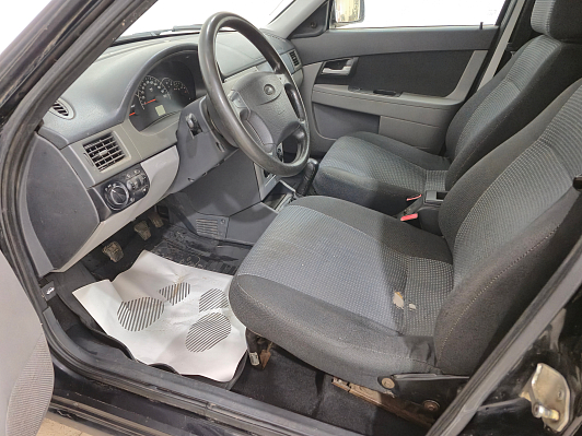 Lada (ВАЗ) Priora, 2010 года, пробег 205590 км
