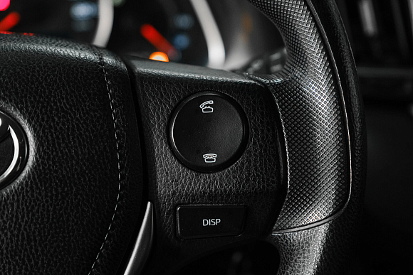 Toyota RAV4, 2015 года, пробег 122000 км