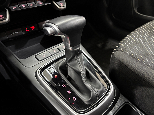 Kia Rio Luxe, 2019 года, пробег 81400 км