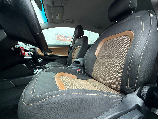 Kia Ceed Luxe, 2016 года, пробег 204000 км