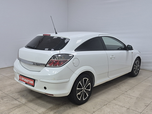 Opel Astra, 2011 года, пробег 164212 км