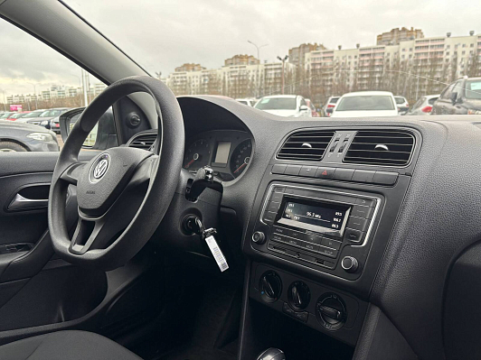 Volkswagen Polo Comfortline, 2020 года, пробег 122169 км