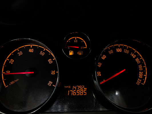 Opel Antara Enjoy, 2014 года, пробег 176978 км