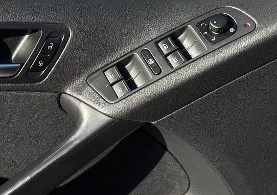 Volkswagen Tiguan, 2012 года, пробег 152761 км