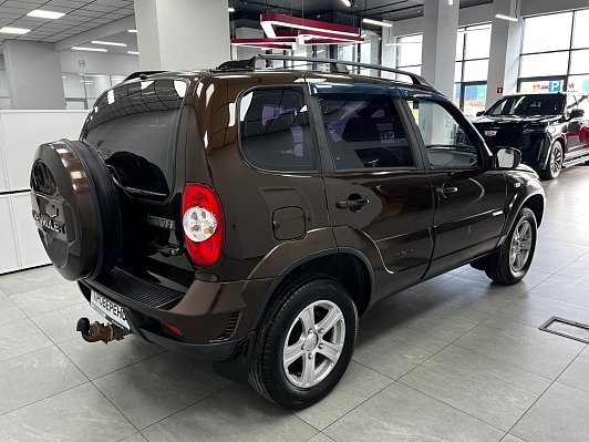 Chevrolet Niva SL, 2011 года, пробег 198000 км