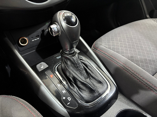 Kia Cerato, 2012 года, пробег 207000 км