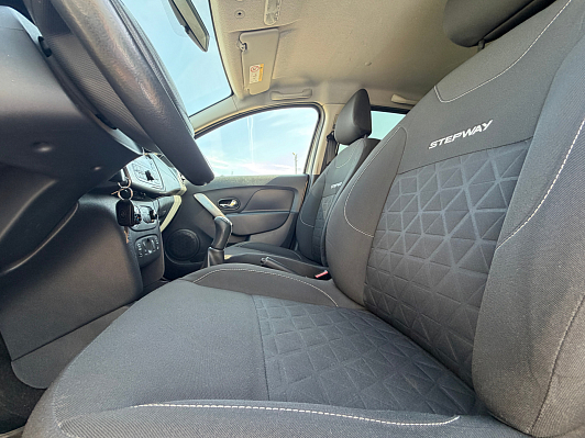 Renault Sandero Privilege, 2017 года, пробег 80000 км