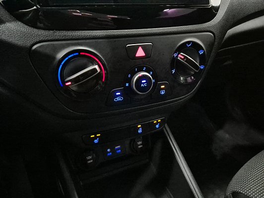 Hyundai Solaris Super Series II + 5” Audio, 2017 года, пробег 188412 км