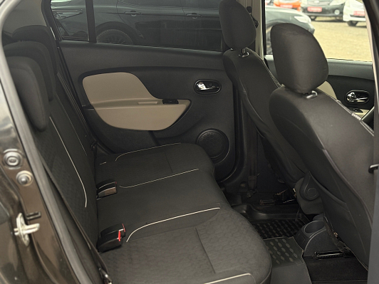 Renault Logan Luxe Privilege, 2015 года, пробег 148358 км