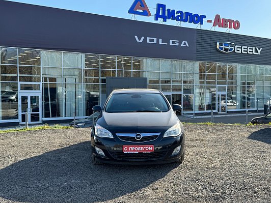 Opel Astra, 2011 года, пробег 156002 км