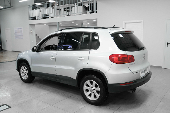Volkswagen Tiguan Sochi Edition, 2013 года, пробег 212828 км