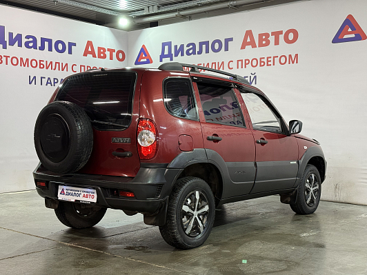 Chevrolet Niva GL, 2012 года, пробег 185000 км