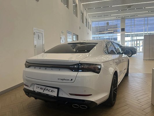 Geely Preface Флагман, 2024 года, пробег 20294 км