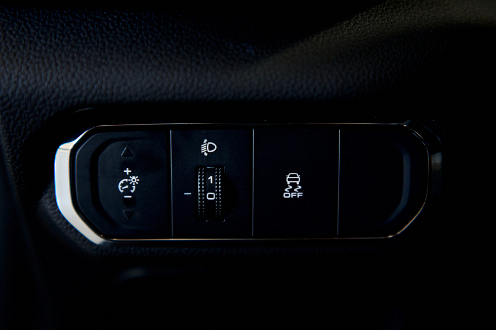 Haval Jolion Техно+, черный