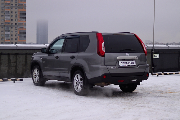 Nissan X-Trail SE High, 2014 года, пробег 200000 км