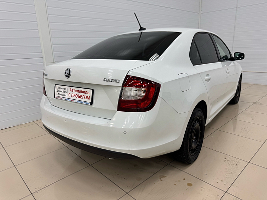 Skoda Rapid Style, 2019 года, пробег 324000 км