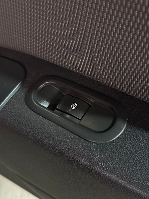 Renault Duster Privilege, 2012 года, пробег 193000 км