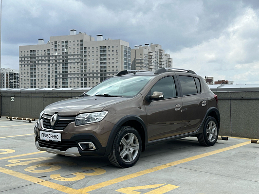 Renault Sandero Stepway Drive, 2021 года, пробег 54000 км