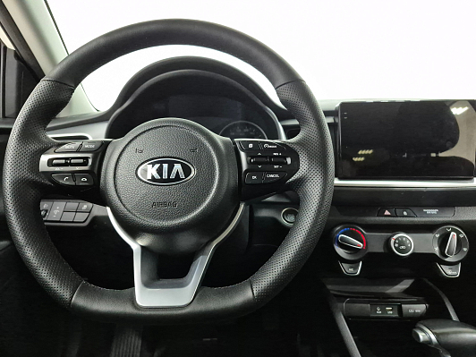 Kia Stonic, 2018 года, пробег 120191 км