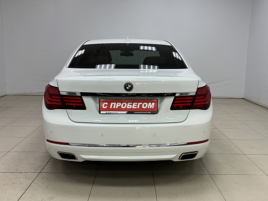 BMW 7 серии, 2012 года, пробег 196108 км