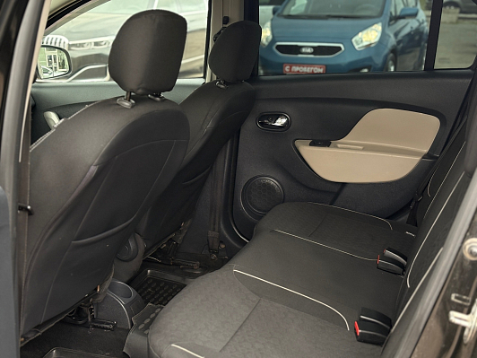 Renault Logan Luxe Privilege, 2015 года, пробег 148358 км