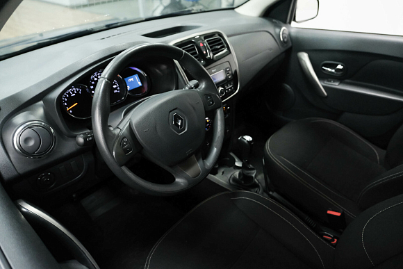 Renault Sandero Privilege, 2017 года, пробег 121000 км