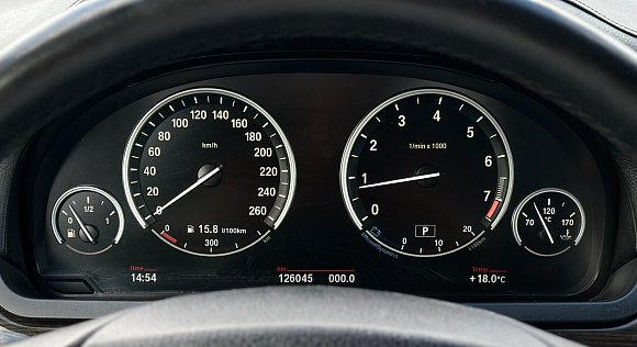 BMW 7 серии, 2013 года, пробег 126042 км